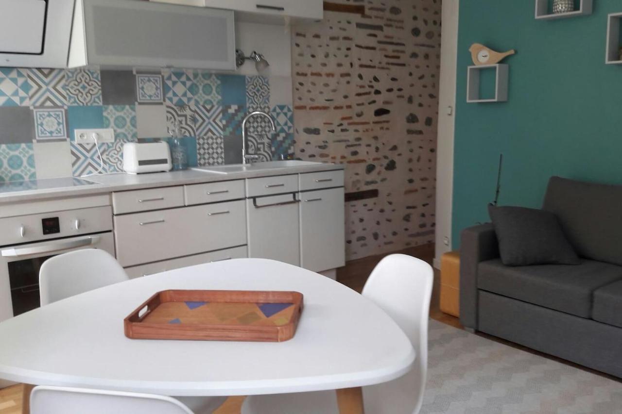 Un Appartement Lumineux Au Parc Beaumont Pau Exteriör bild